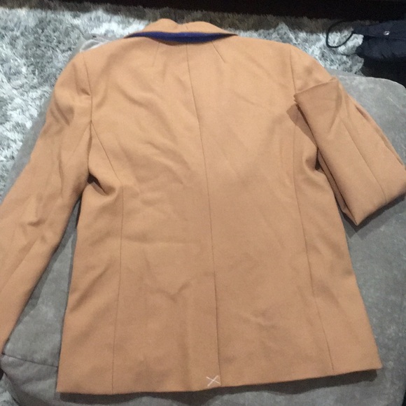 Jacket - Picture 4 of 6